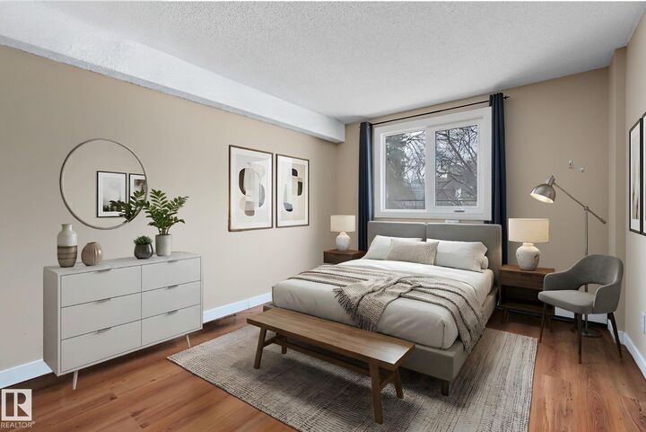 Property Photo:  9929 113 NW 206  AB T5K 2N9 