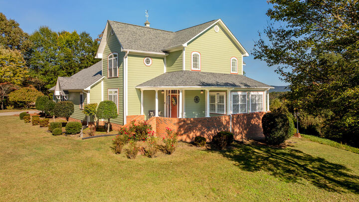 Property Photo: 40 Orchard Hill Road GA 30747