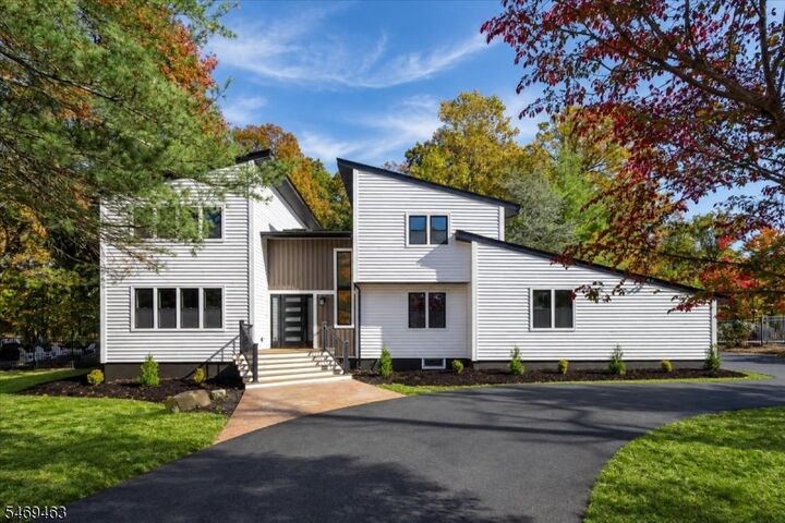 Property Photo:  943 Sunset Rdg  NJ 08807 