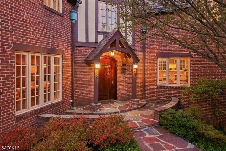 Property Photo:  94 Collinwood Rd S  NJ 07040 