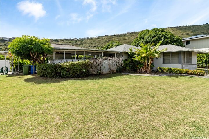 Property Photo:  513 W Hind Drive  HI 96821 