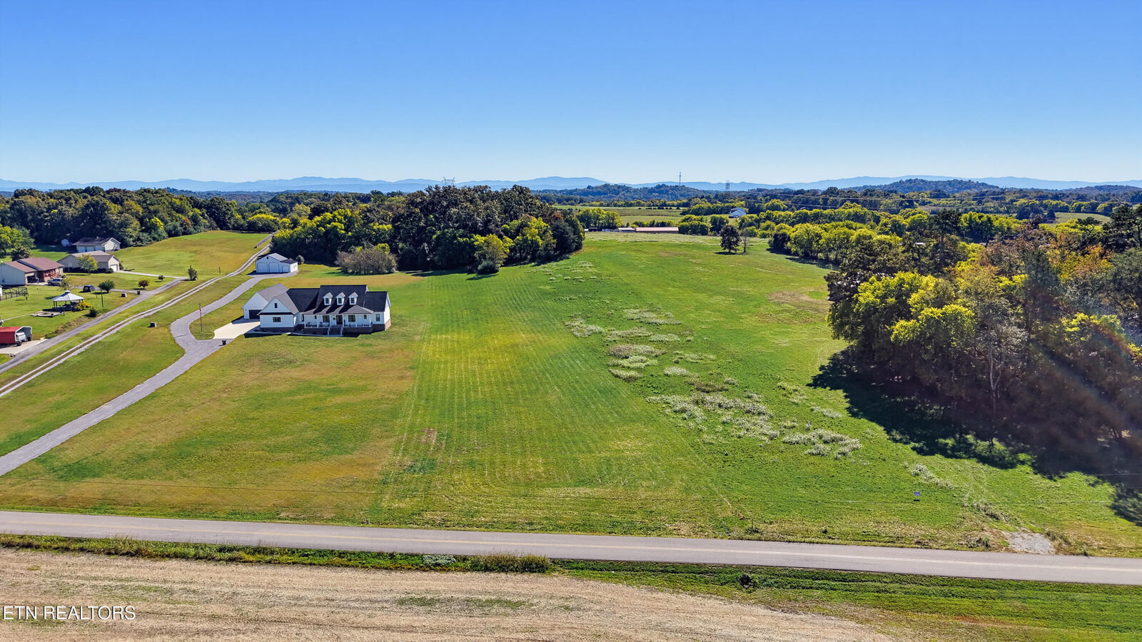 Property Photo:  971 Frogpond Rd  TN 37737 