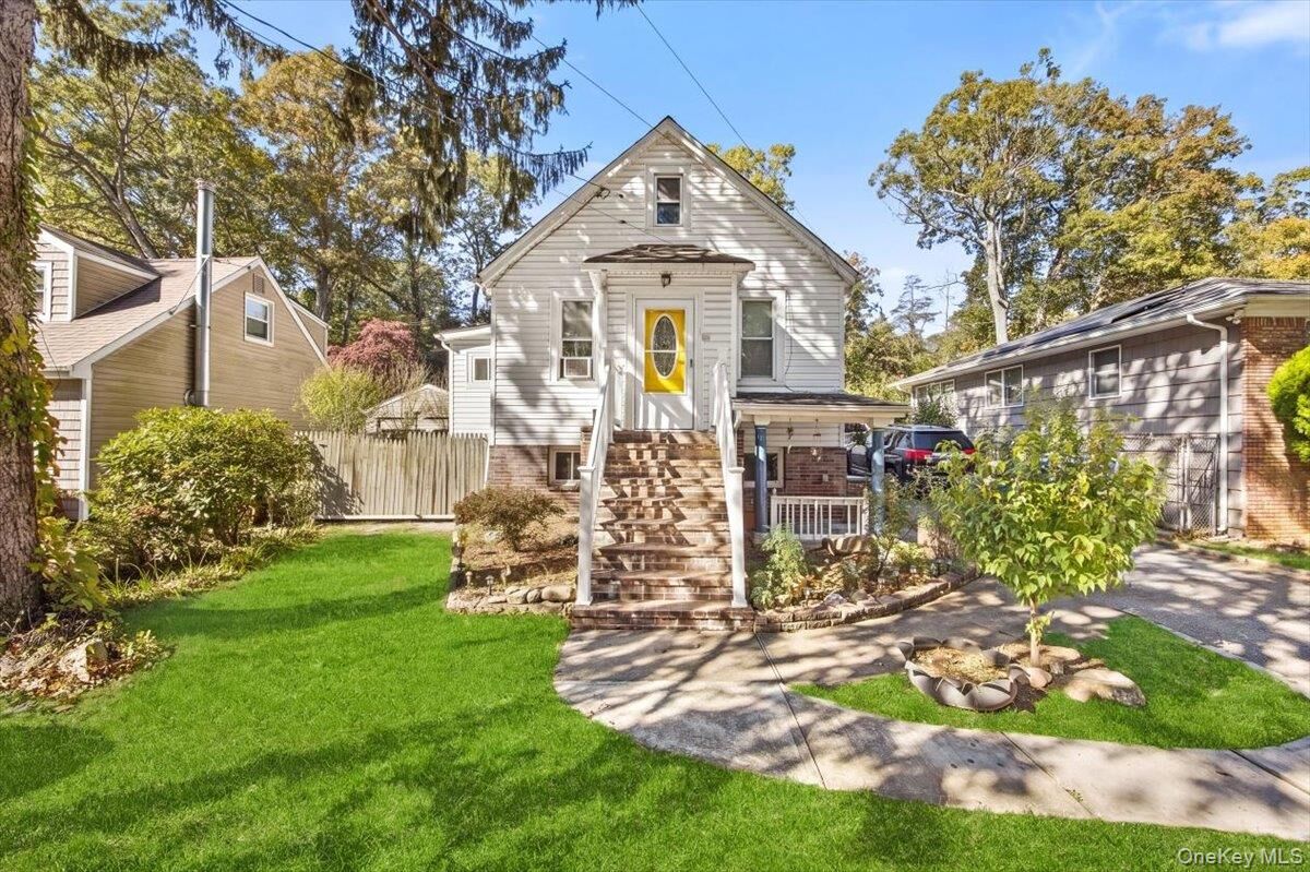 Property Photo:  213 Melville Road  NY 11746 