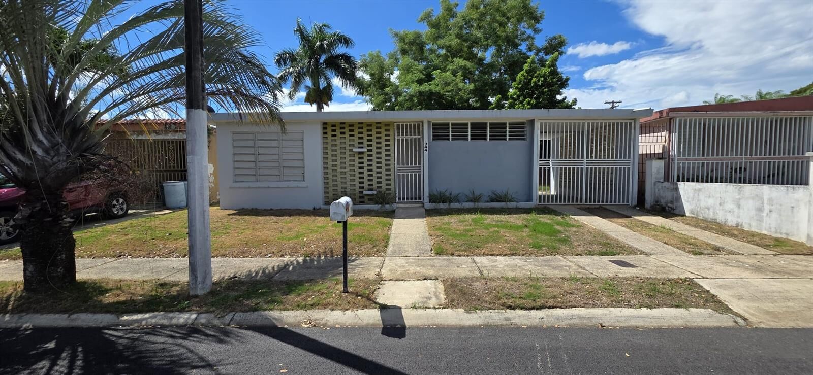 Property Photo:  Urb. Highland Park Calle Acacia 744  PR 00924 
