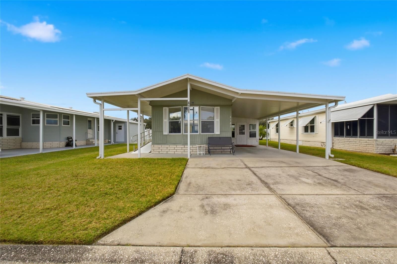 Property Photo: 4121 Joyful Lane FL 33541