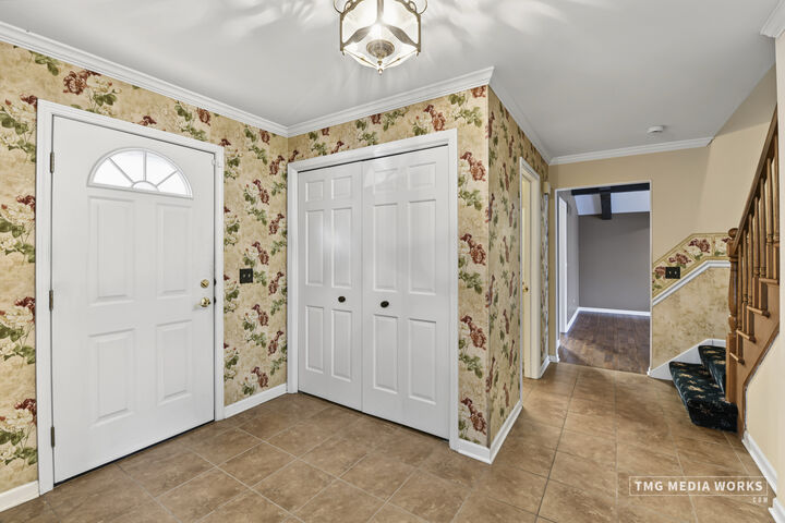 Property Photo:  1251 Cheshire Avenue  IL 60540 
