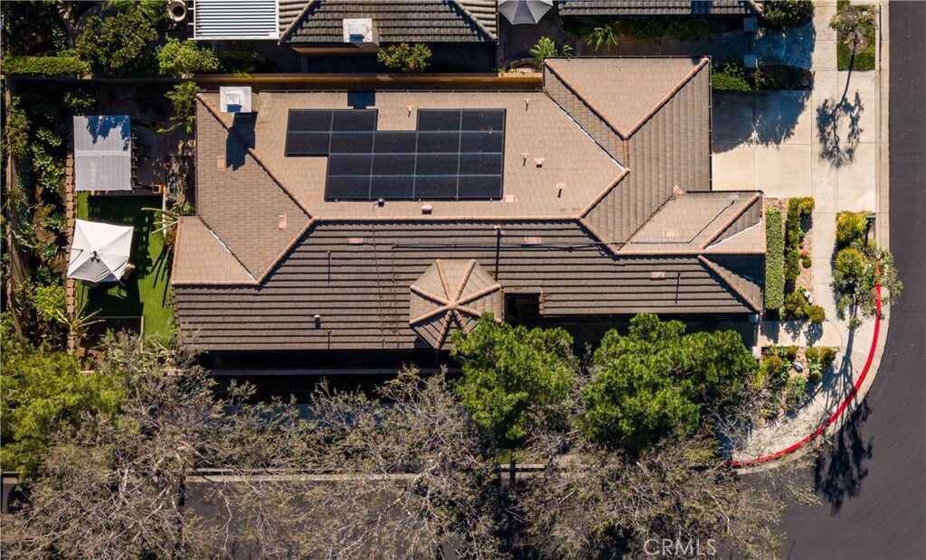 Property Photo:  20 Whitford  CA 92602 