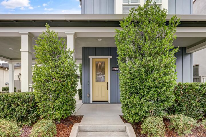 Property Photo:  3319 Dullanty Way  CA 95816 