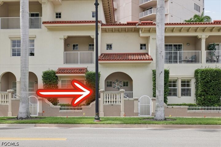 Property Photo:  2080 W 1st Street 108  FL 33901 