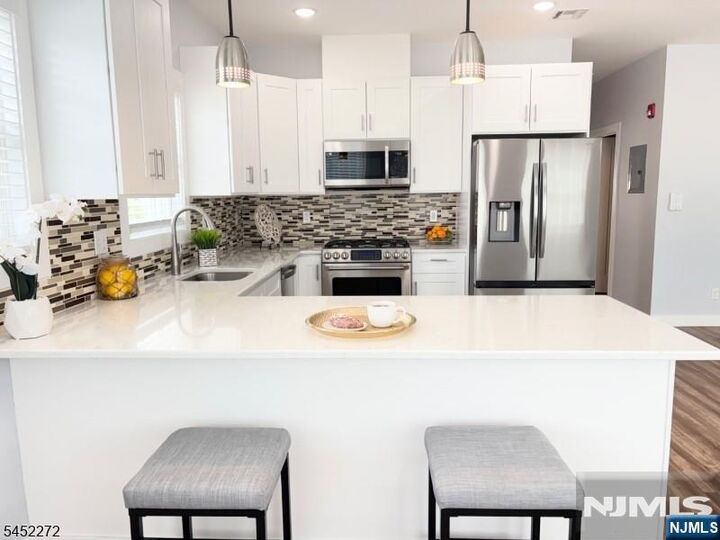 Property Photo:  627 Bloomfield  NJ 07006 