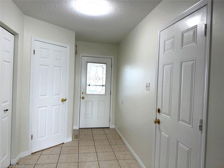 Property Photo:  219 Britton Place #Main  ON N2C 2T3 