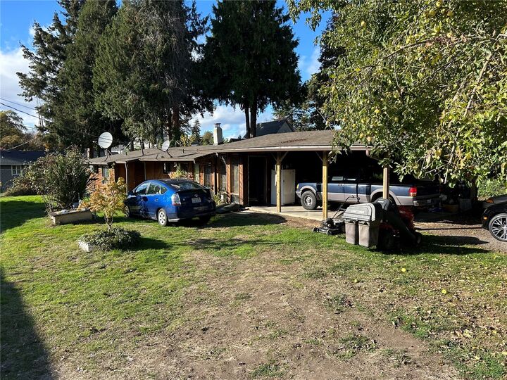 Property Photo: 11801 40th Pl S WA 98168