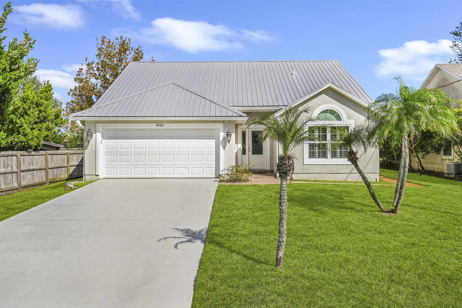 Property Photo:  5460 3rd St  FL 32080 