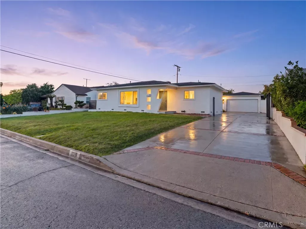 Property Photo:  1125 E Louisa  CA 91790 