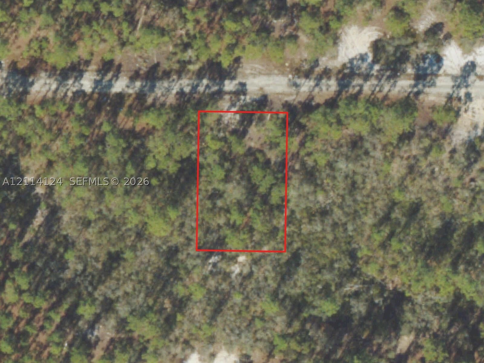 Property Photo:  419 Surrender Ave  FL 33852 