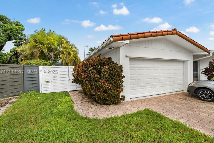 Property Photo: 8436 SW 143rd Ave FL 33183
