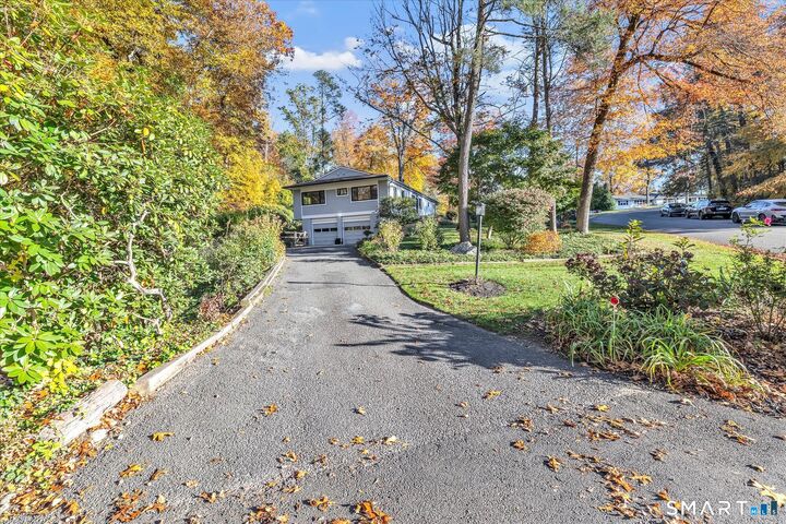 Property Photo:  789 Donna Drive  CT 06477 
