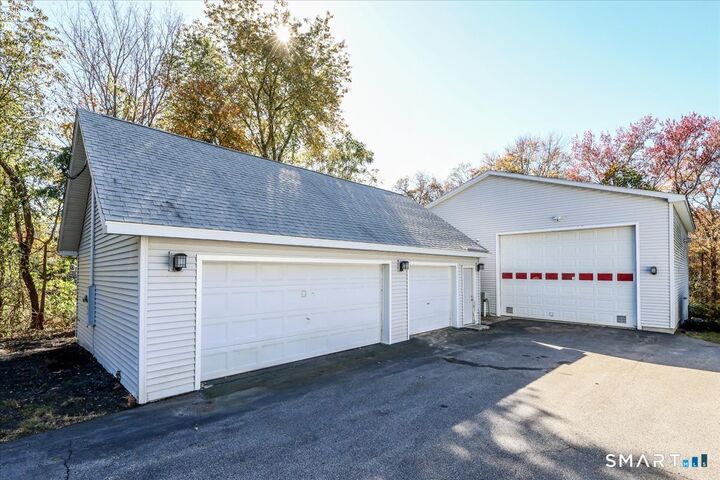 Property Photo:  45 Pent Road  CT 06422 