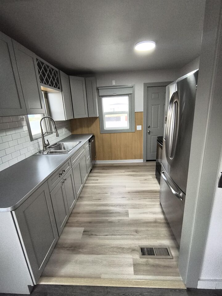 Property Photo: 3725 N Regal St WA 99207