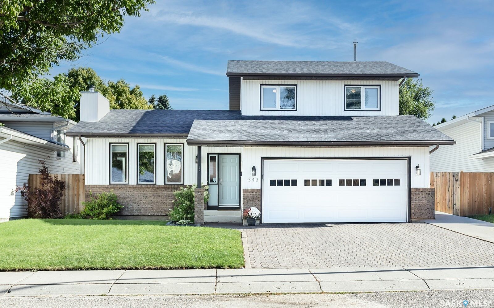 Property Photo: 343 Armstrong Way SK S7N 3N1
