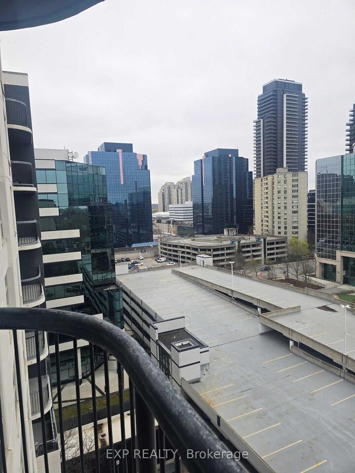 Property Photo:  155 Kent Street 1202  ON N6A 5N7 