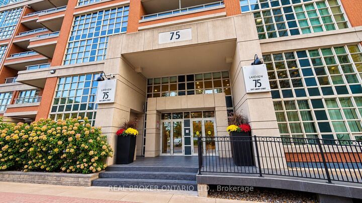 Property Photo:  75 East Liberty Street 2009  ON M6K 3R3 