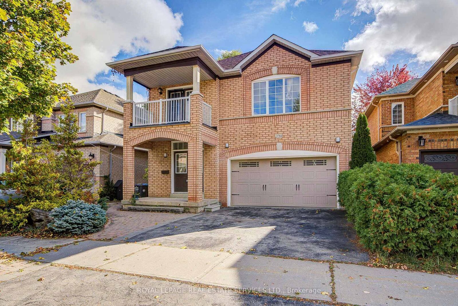 Property Photo:  3784 Oland Drive  ON L5M 6M7 