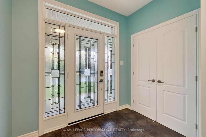 Property Photo:  816 Azure Street  ON K4A 0T7 