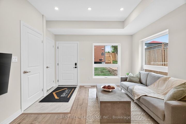 Property Photo:  49 William Cragg Drive B  ON M3M 1T8 