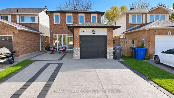 Property Photo: 50 Stephensen Court ON L6V 3X8