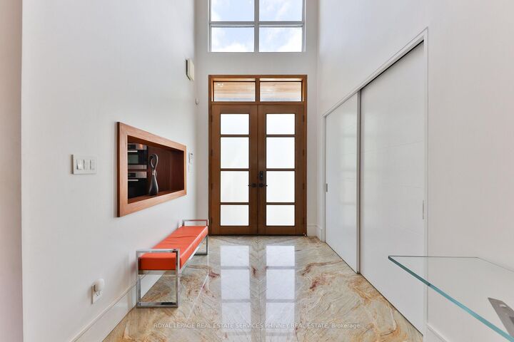 Property Photo:  622 Kozel Court  ON L4Z 4E4 