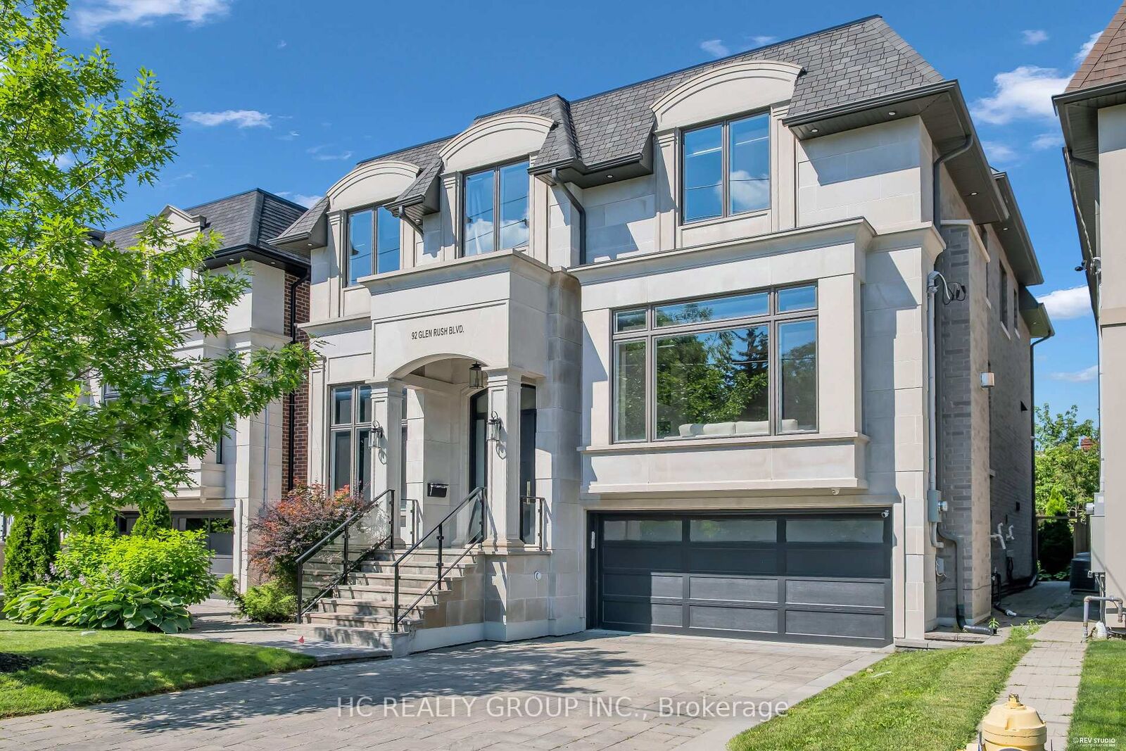 Property Photo:  92 Glen Rush Boulevard  ON M5N 2V1 