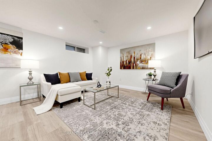 Property Photo:  10 Anticosti Drive Bsmt  ON M1J 1V5 