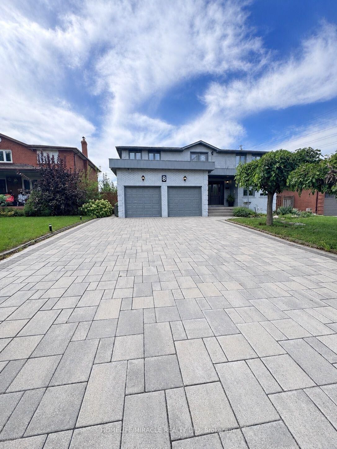 Property Photo:  8 Keeleview Court Bsmt  ON L4K 2A7 