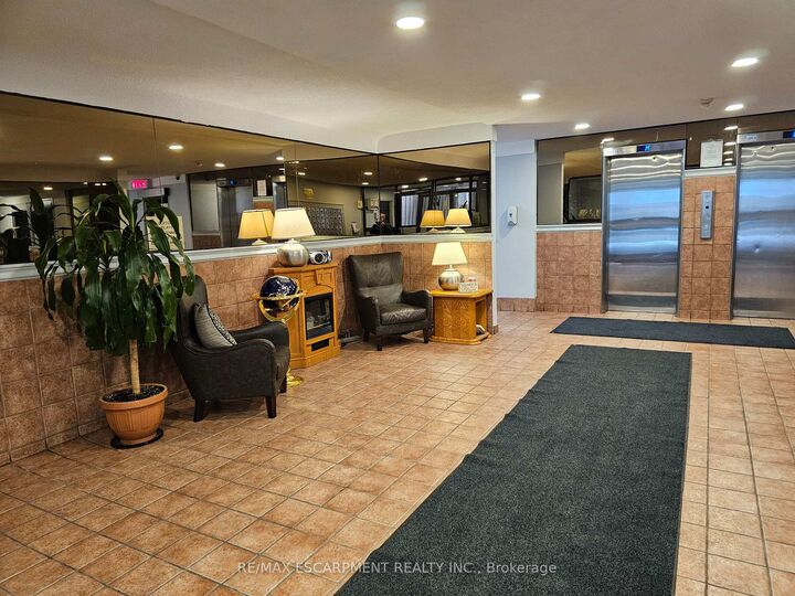 Property Photo: 15 Albright Road 1002 ON L8K 5J2
