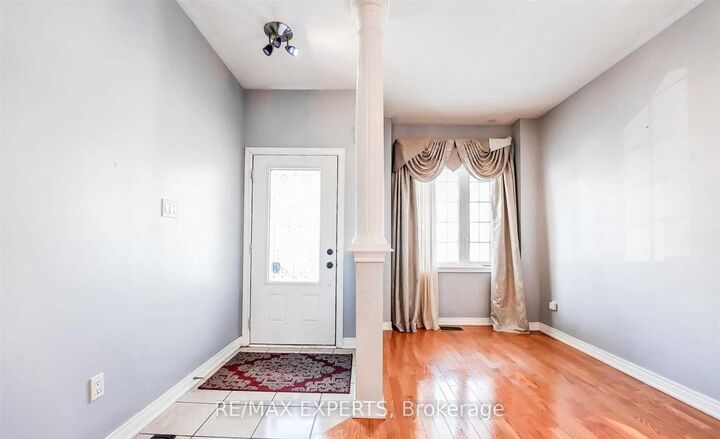 Property Photo:  31 Vincent Street  ON L6R 0G8 