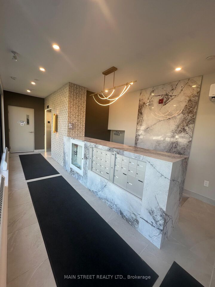 Property Photo:  52 Prospect Street 402  ON L3Y 3S9 