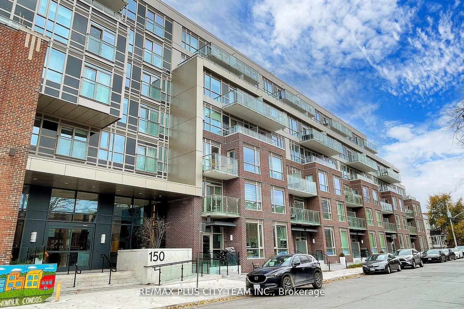 Property Photo:  150 Logan Avenue 720  ON M4E 0E4 