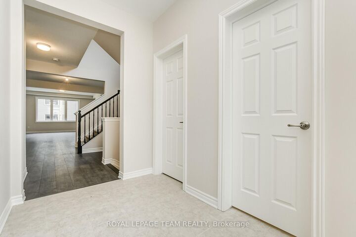 Property Photo:  13 Racemose Street  ON K2J 6Z9 
