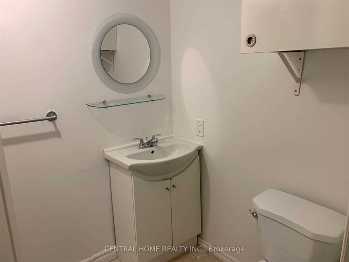 Property Photo:  446 Taylor Mills Drive S Basement Unit 1  ON L4C 2T4 