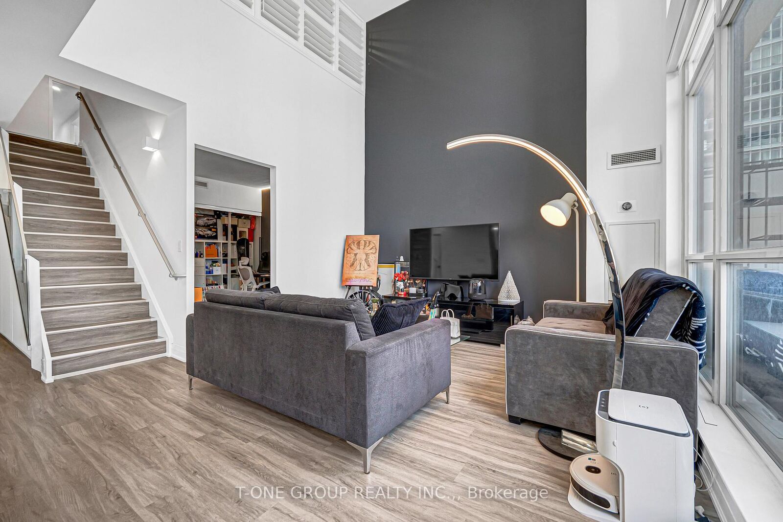 Property Photo: 8 Telegram Mews 829 ON M5V 3Z5