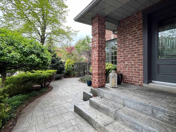 Property Photo:  1179 Gable Drive  ON L6J 7N8 