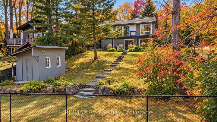 Property Photo:  103 Sunnidale Road S  ON L9Z 2S9 