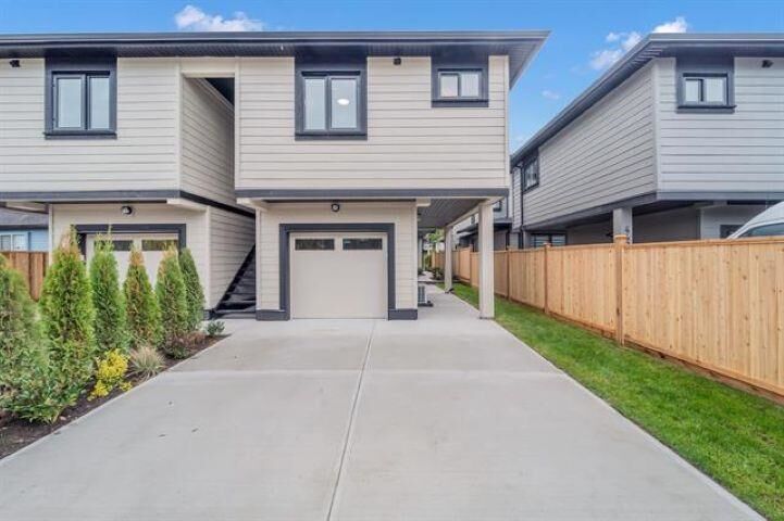 Property Photo:  4497 Savoy Street B  BC V4K 1P3 
