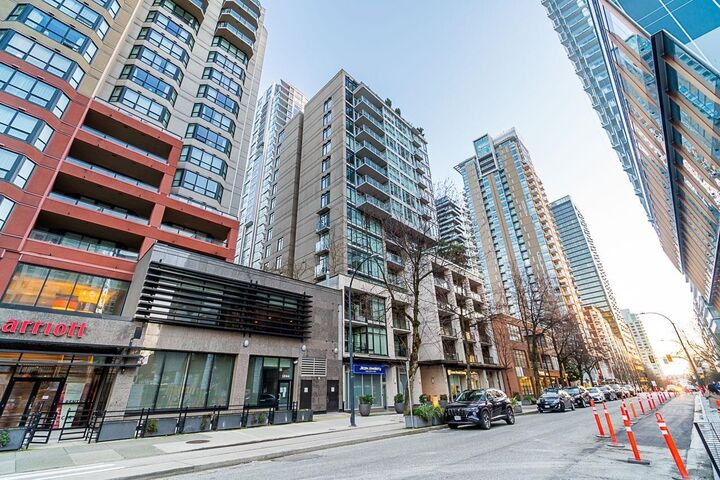 Property Photo:  1252 Hornby Street 407  BC V6Z 0A3 