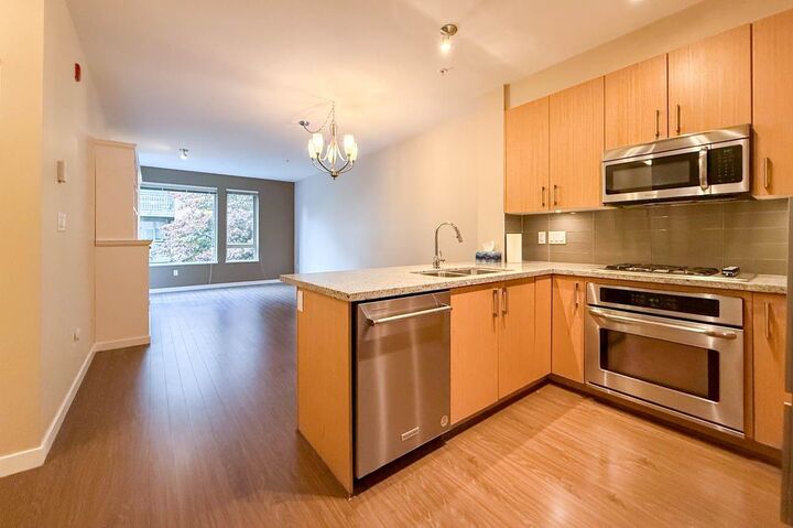 Property Photo:  119 W 22nd 108  BC V7M 0B4 