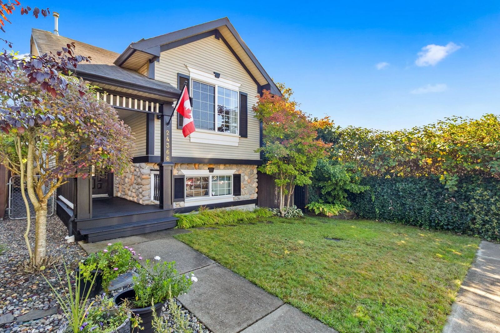 Property Photo:  24366 102 Avenue  BC V2W 1W6 