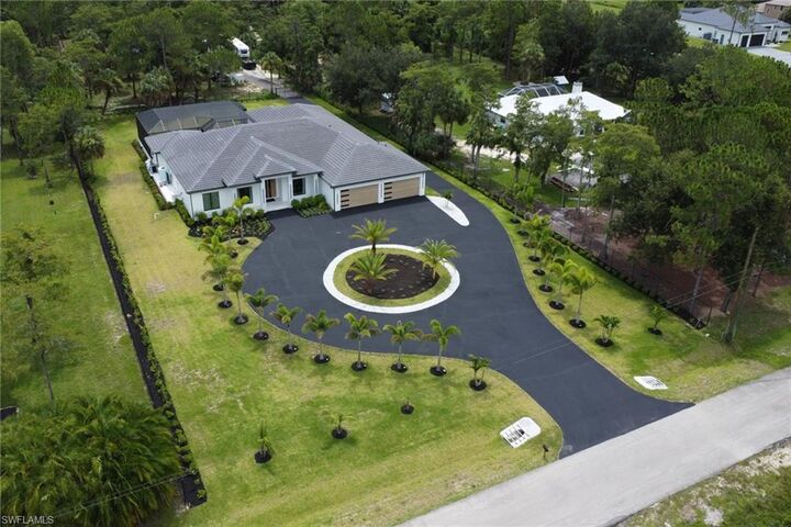 Property Photo:  634 19th St SW  FL 34117 