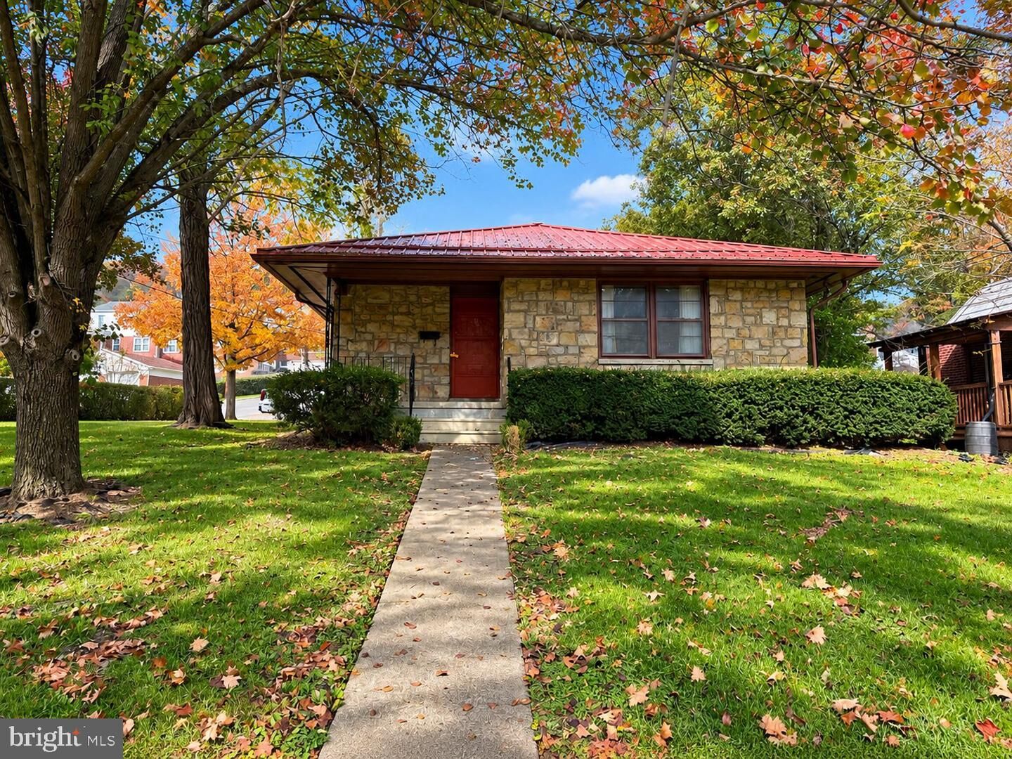 Property Photo: 1900 Frederick Street MD 21502
