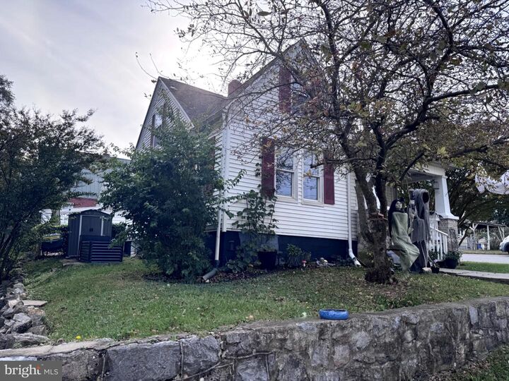 Property Photo:  819 Buxton Street  WV 25401 
